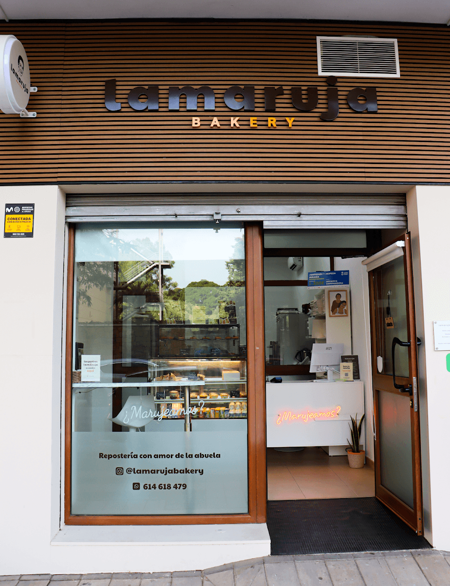 Wedding cake by LaMaruja Bakery | Pastelería en Málaga