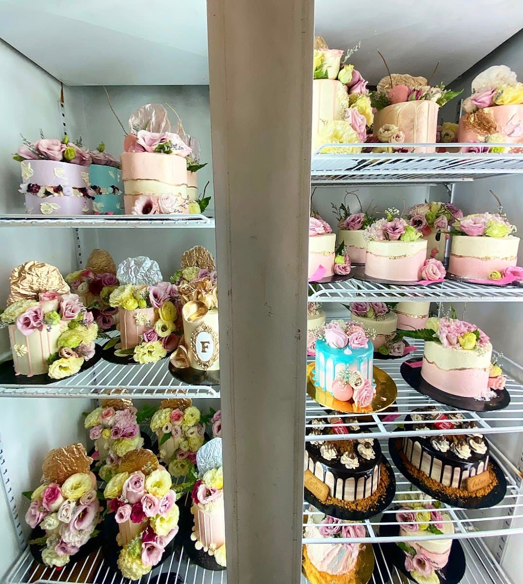 Wedding cake by The Buttercake Factory