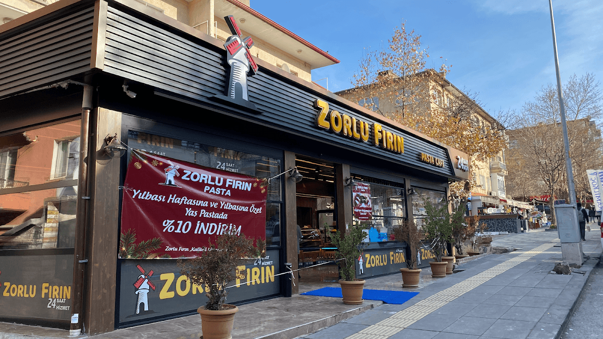 Wedding cake by Zorlu Fırın Pasta Tatlı