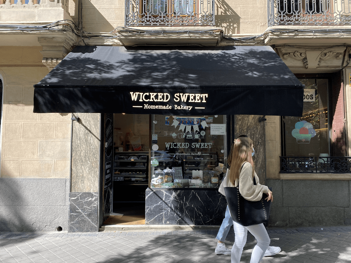 Wedding cake by Wicked Sweet Pastería Artesanal