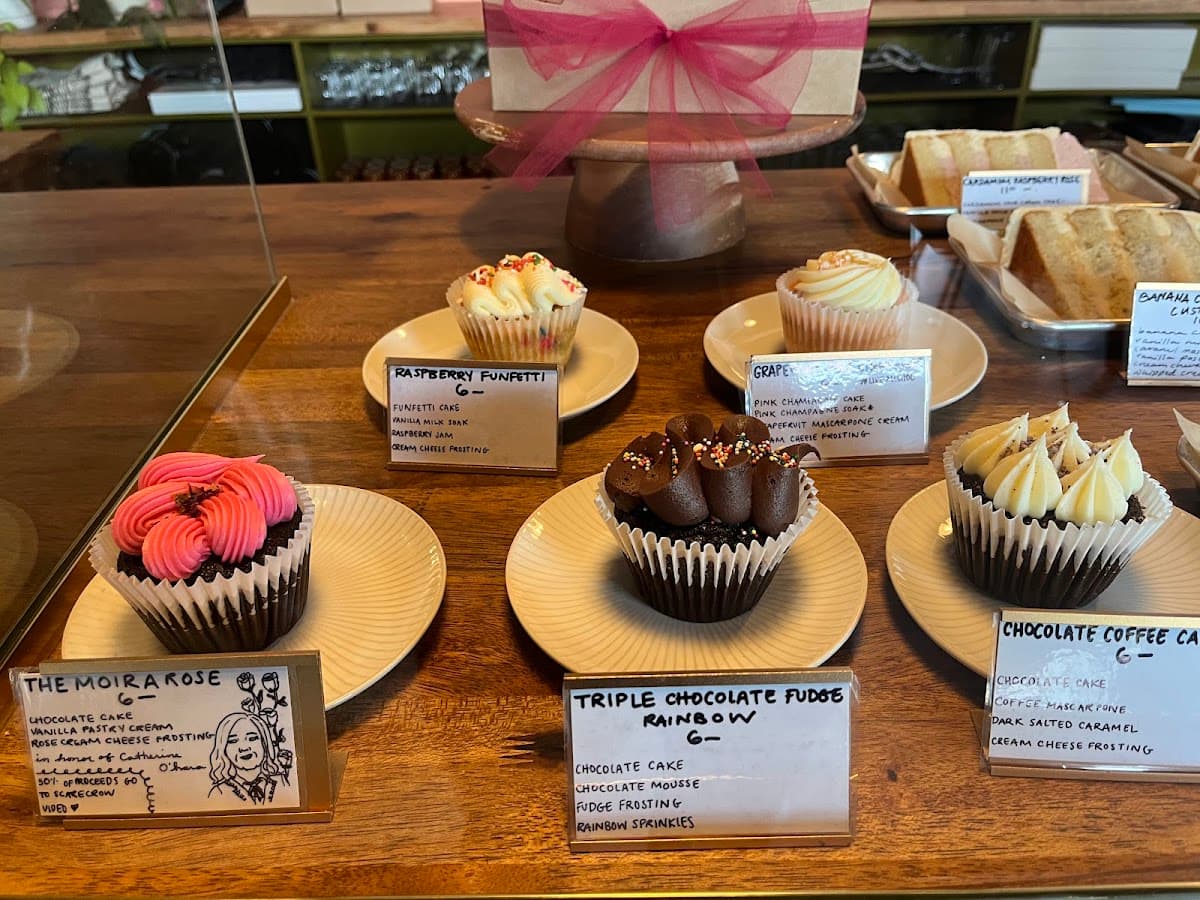 Wedding cake by Deep Sea Sugar And Salt in Seattle, WA
