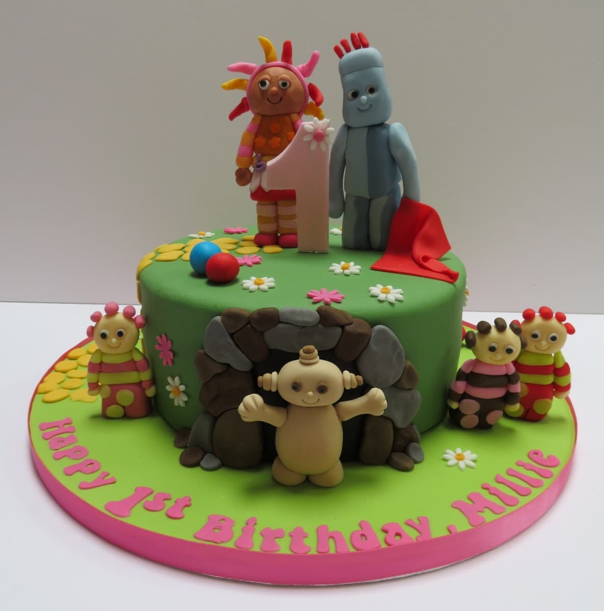 Wedding cake by Fun Cakes