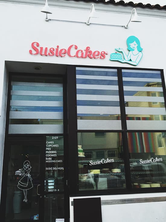 Wedding cake by SusieCakes - Chestnut
