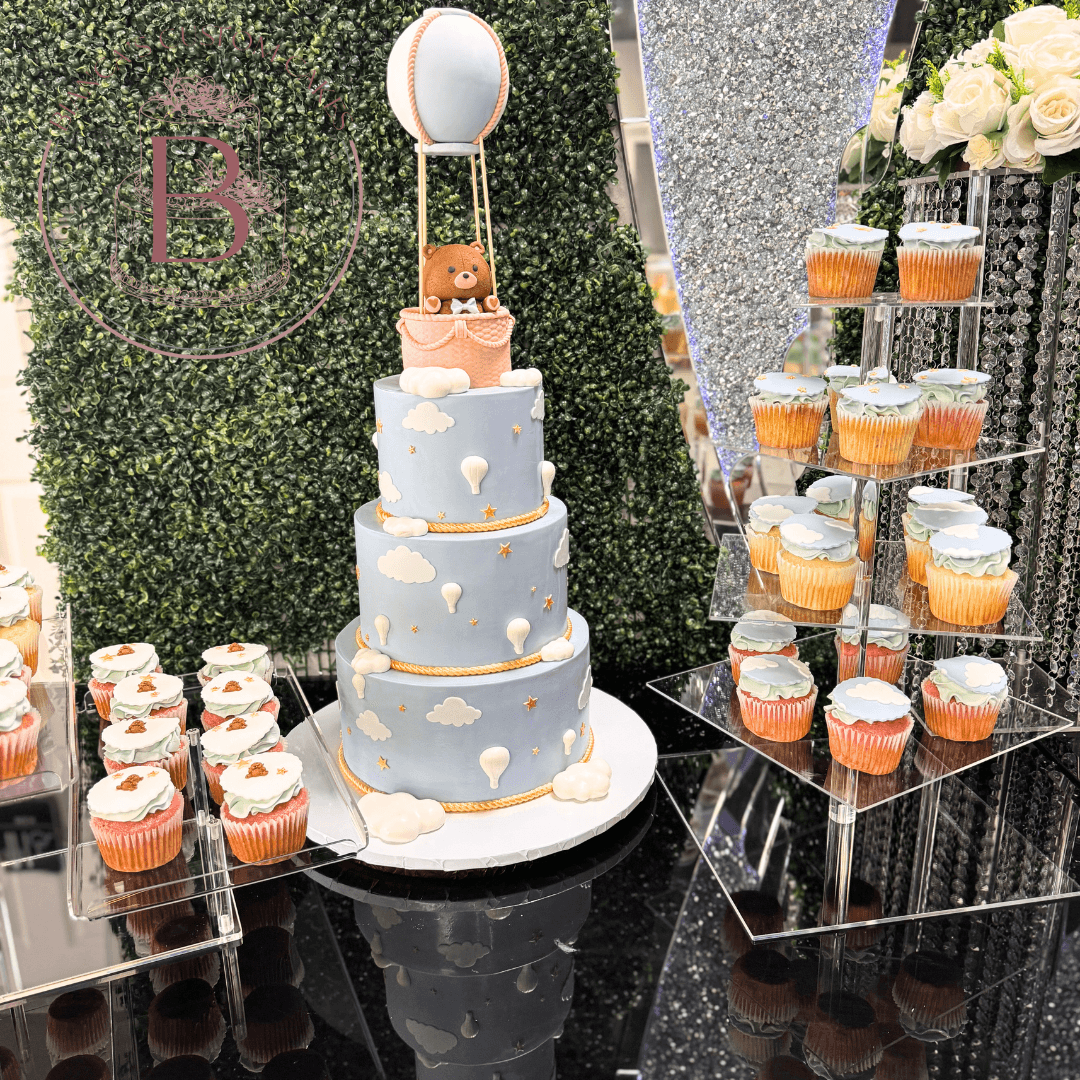 Wedding cake by Bianca's Custom Cakes