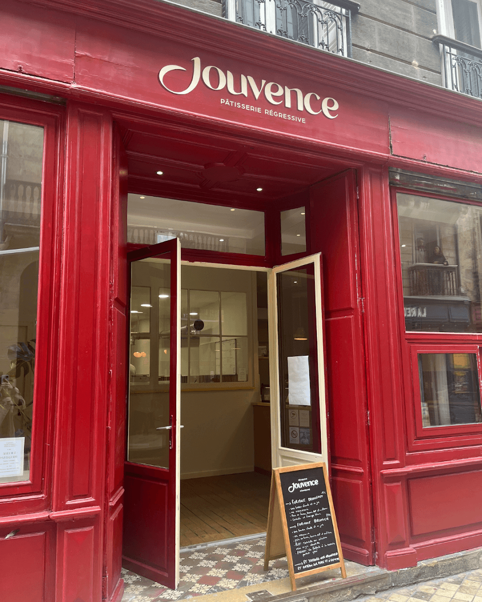 Wedding cake by Pâtisserie Jouvence