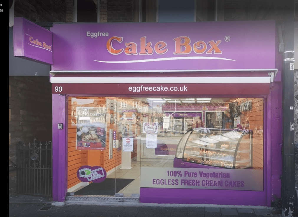 Wedding cake by Cake Box Cardiff