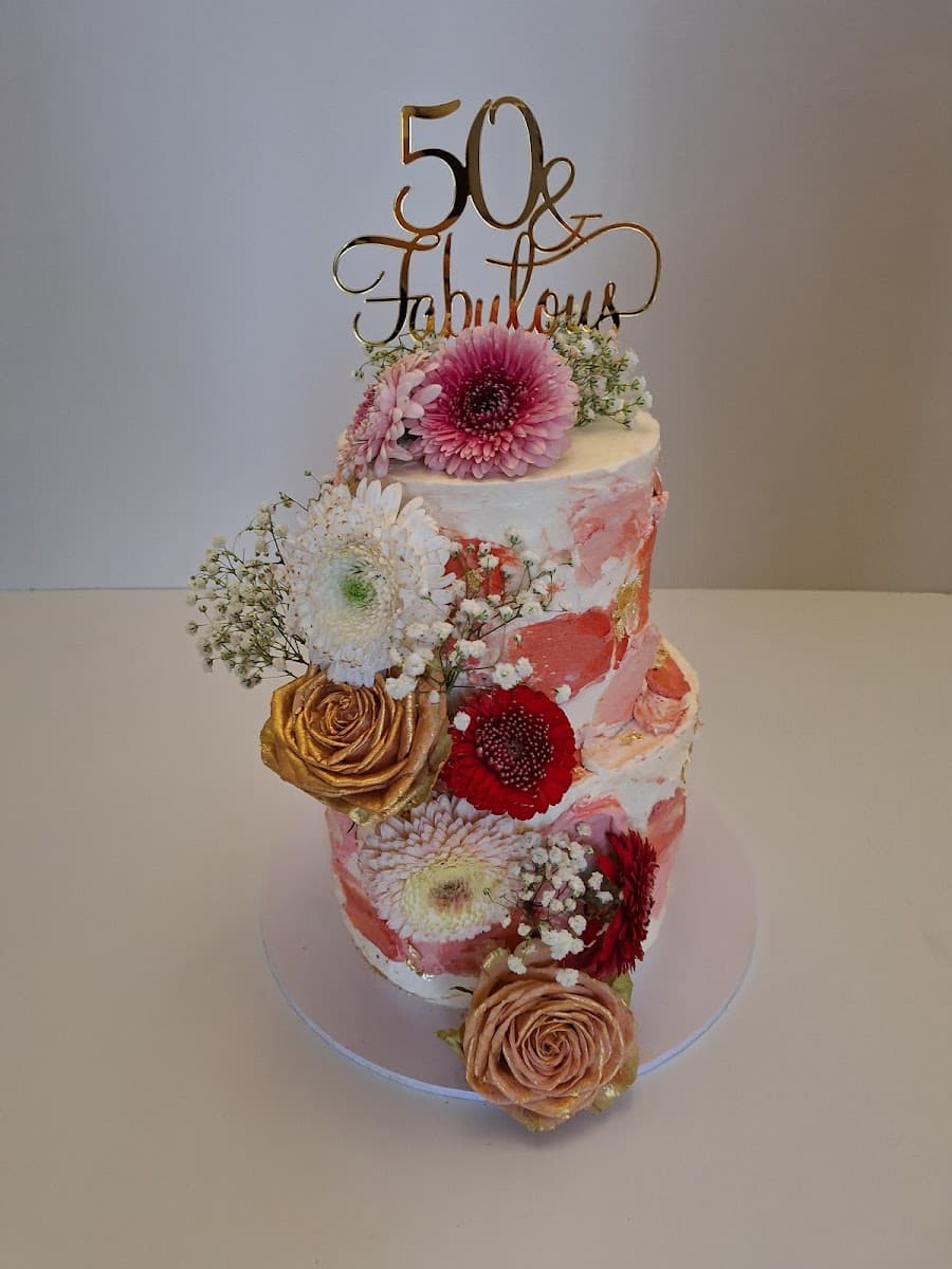 Wedding cake by Stentons Cakes