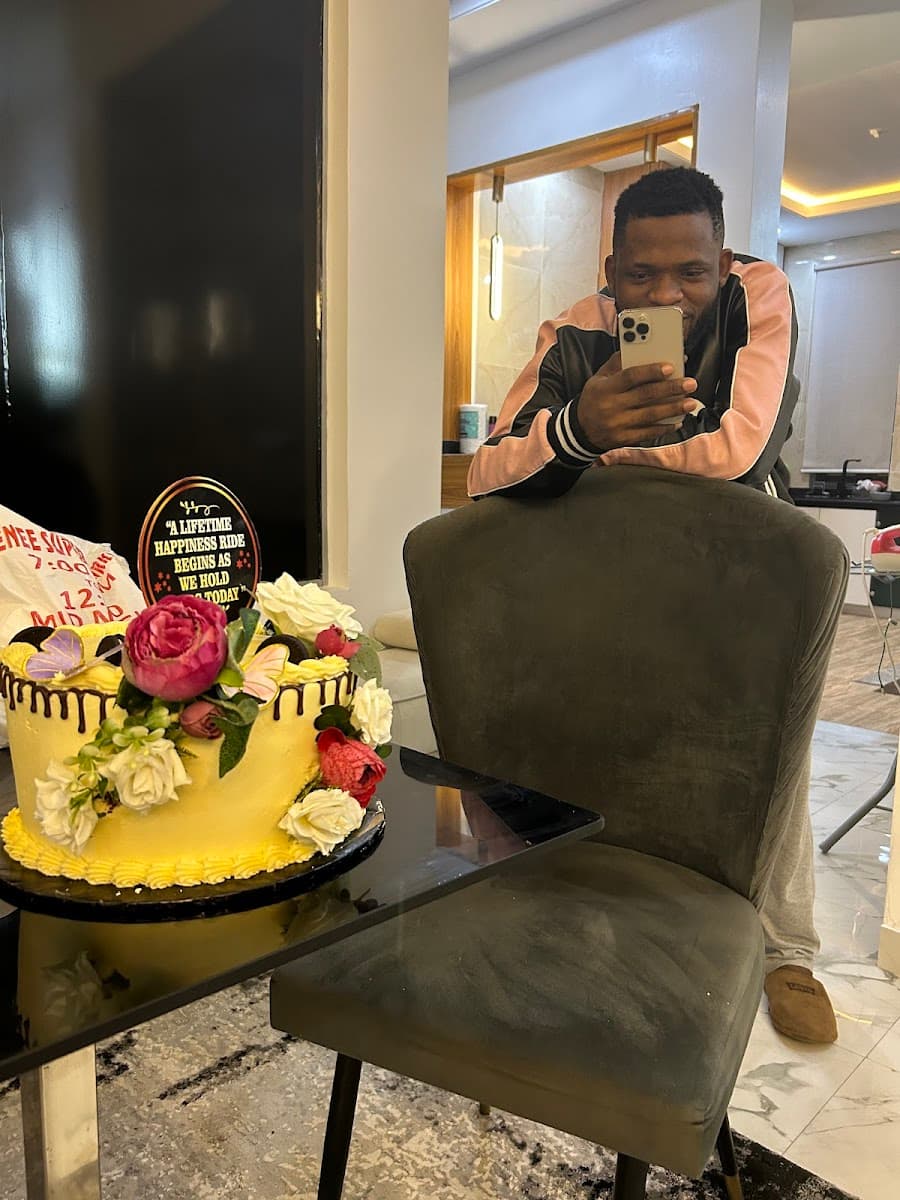 Wedding cake by CakeLagos - Cake Shop! Order the Best Cakes online in Lagos (Mainland)