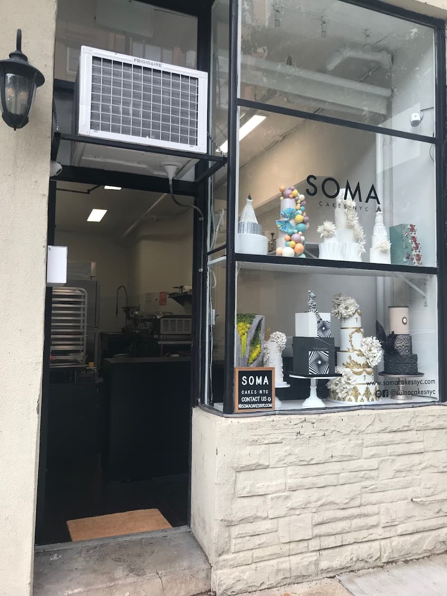 Wedding cake by SOMA Cakes NYC