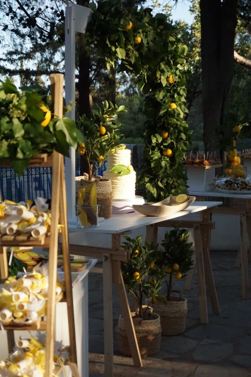 Wedding cake by Pastrylab Fine Products