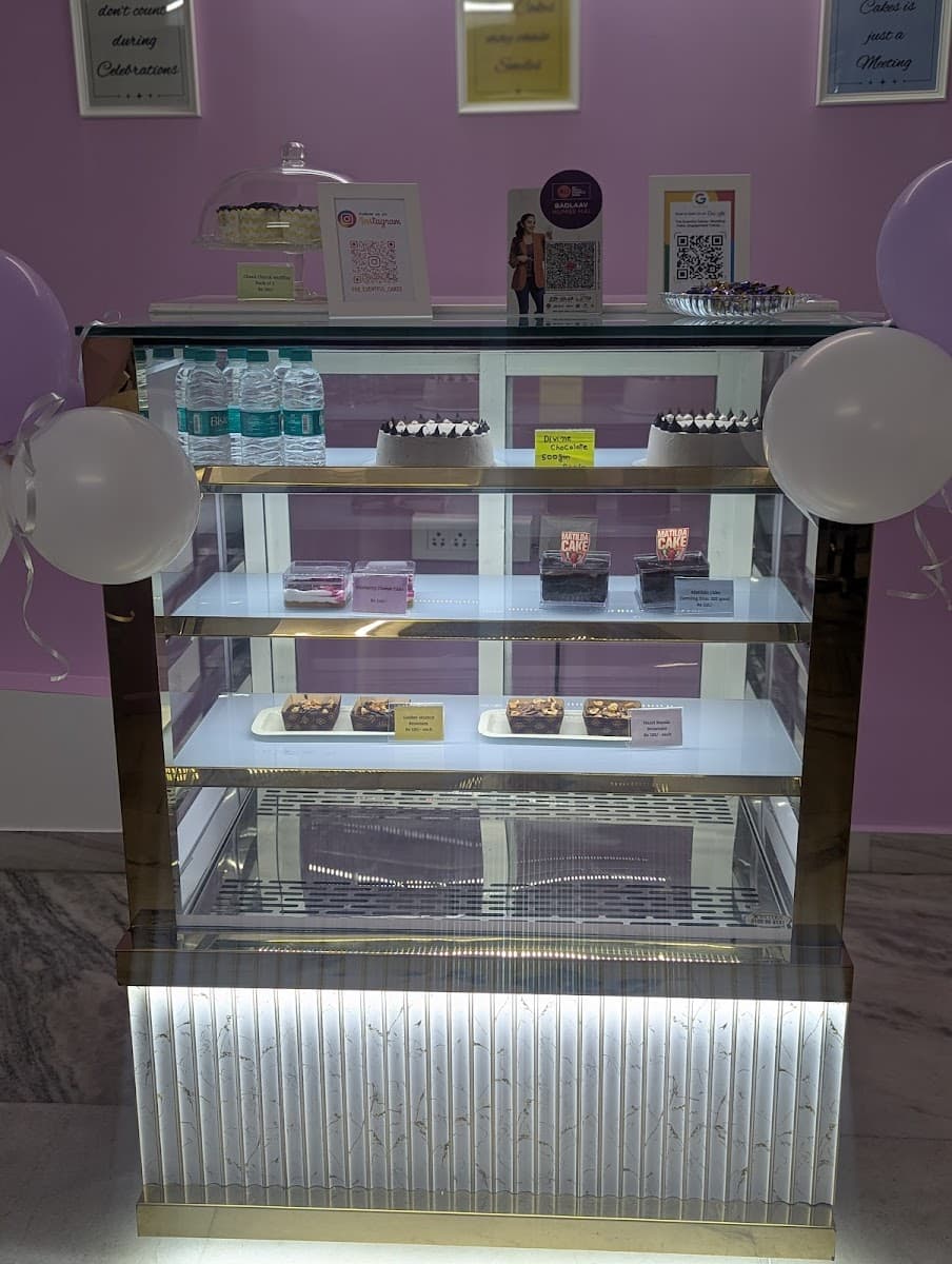 Wedding cake by The Eventful Cakes- Wedding Cake, Engagement Cakes, Customized Cakes & Anniversary Cake in Hyderabad