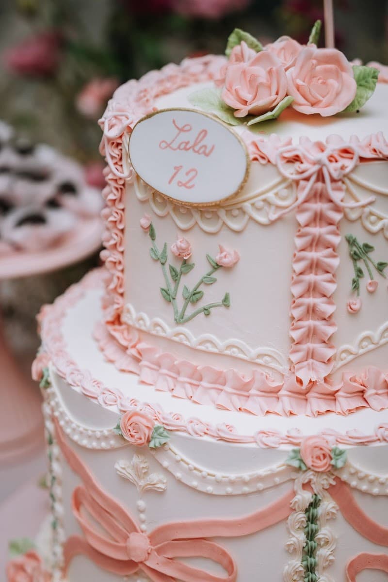Wedding cake by Piece of Cake
