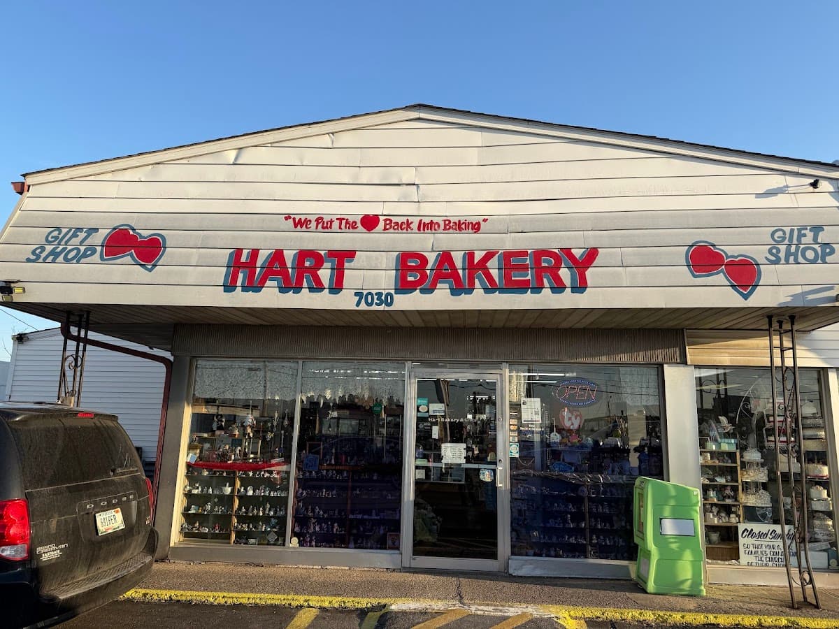 Wedding cake by Hart Bakery & Gifts