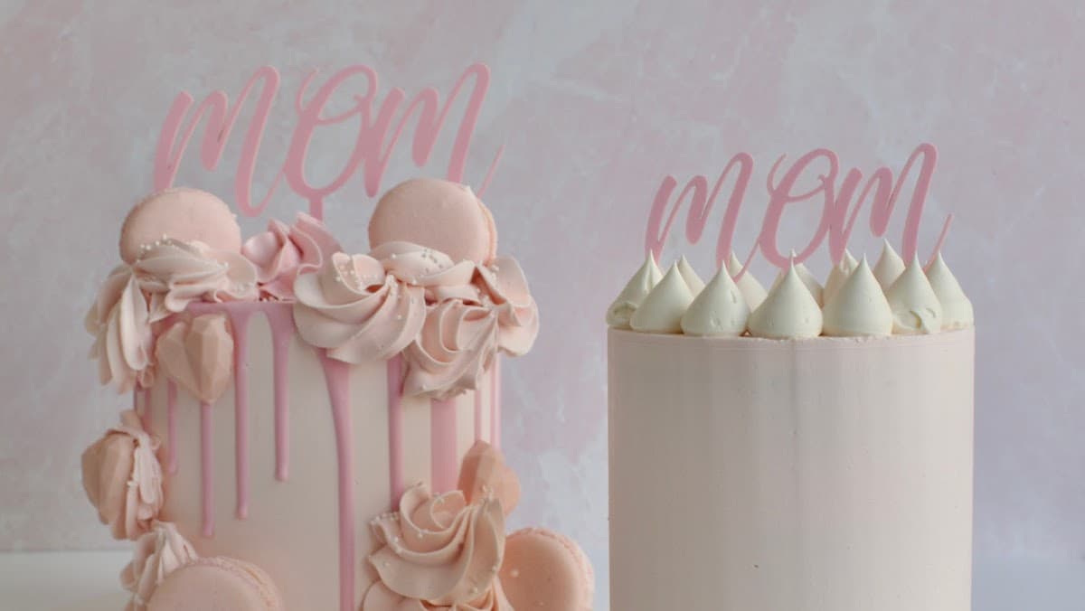 Wedding cake by T'antay Miami Cakes in Miami, FL