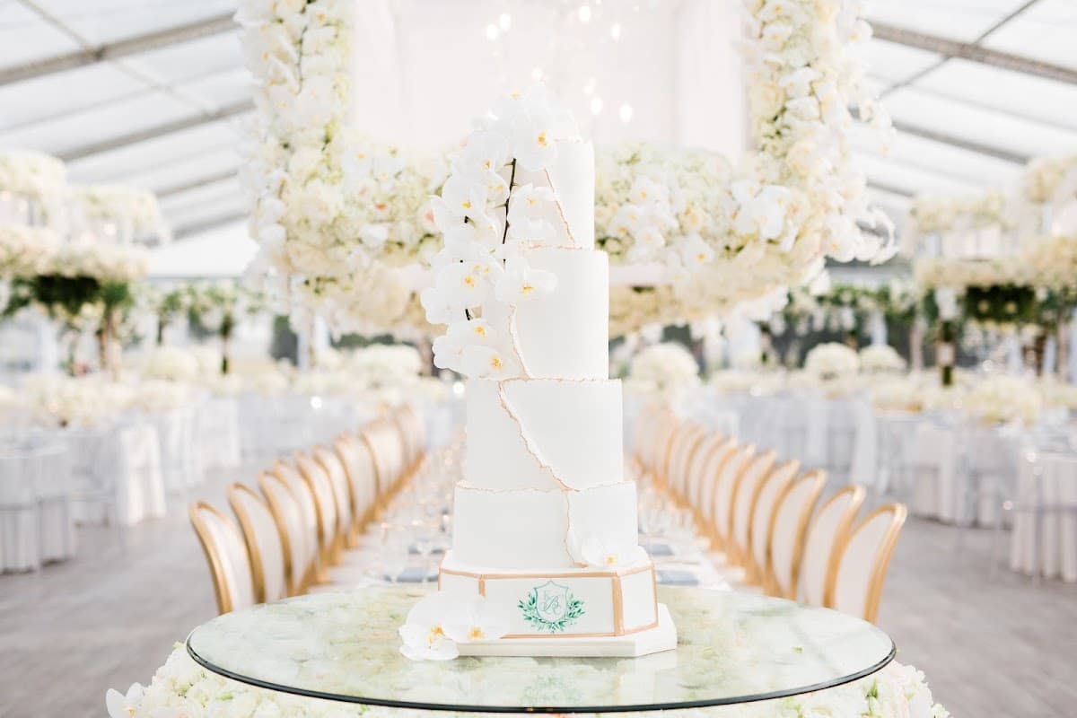 Wedding cake by Amy Cakes