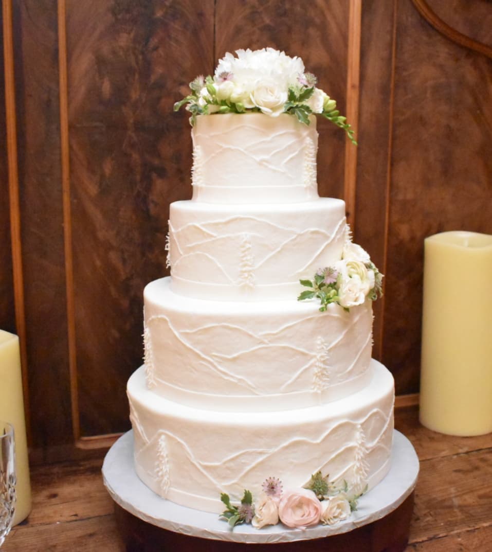 Wedding cake by Miss Muff'n