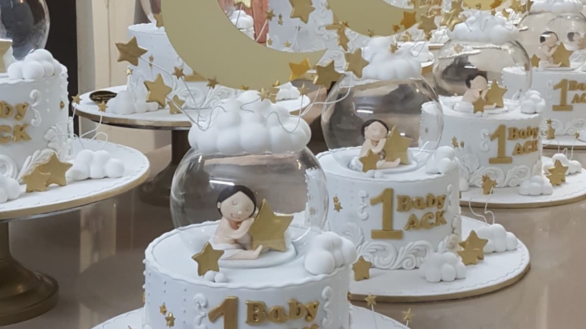 Wedding cake by Authentique Bites Designer Cakes & Baking classes
