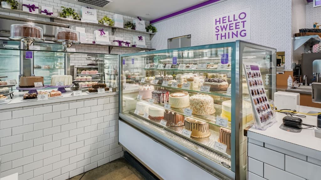 Wedding cake by Dessert Gallery Bakery & Cafe