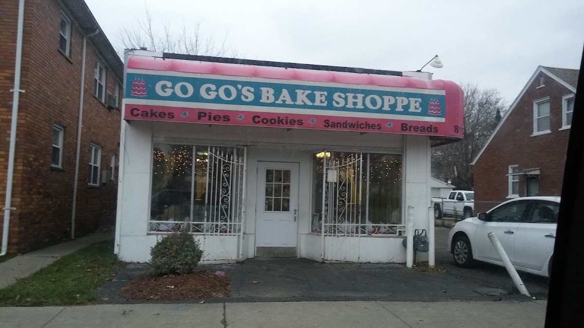 Wedding cake by Go Go's Bake Shoppe