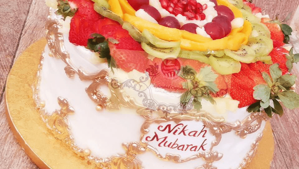Wedding cake by Hyderabad Cupcakes