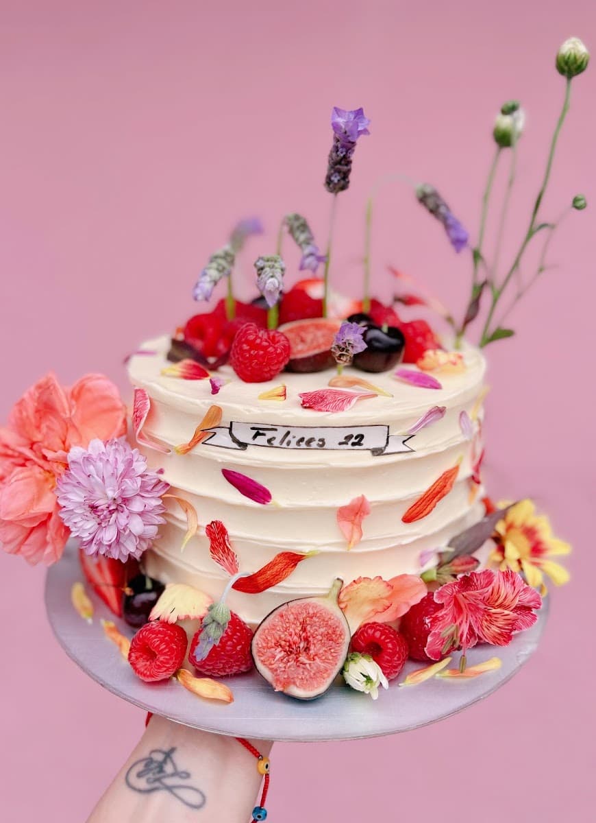 Wedding cake by Candy Jar Repostería Creativa