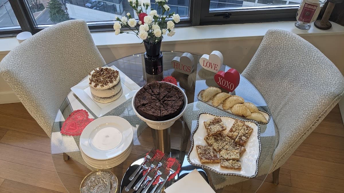 Wedding cake by Tu Madres Bakery