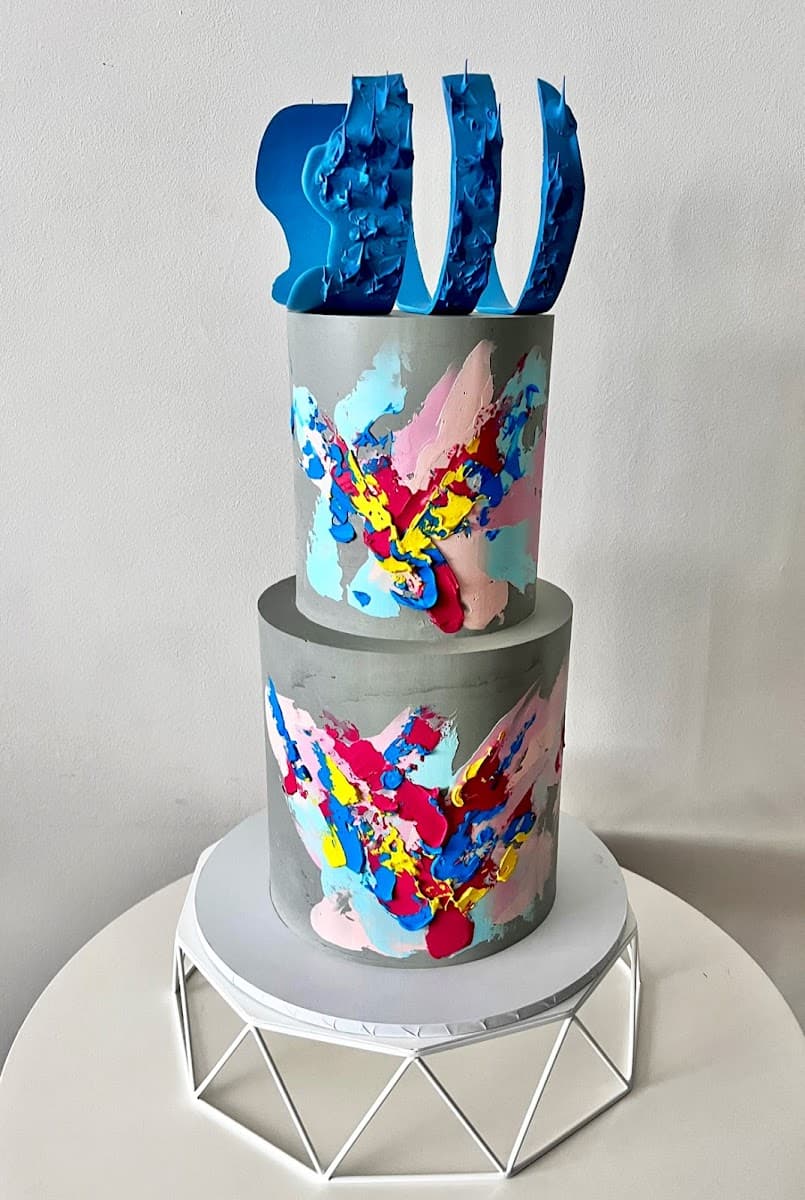 Wedding cake by Simon's Bakery in London, GB