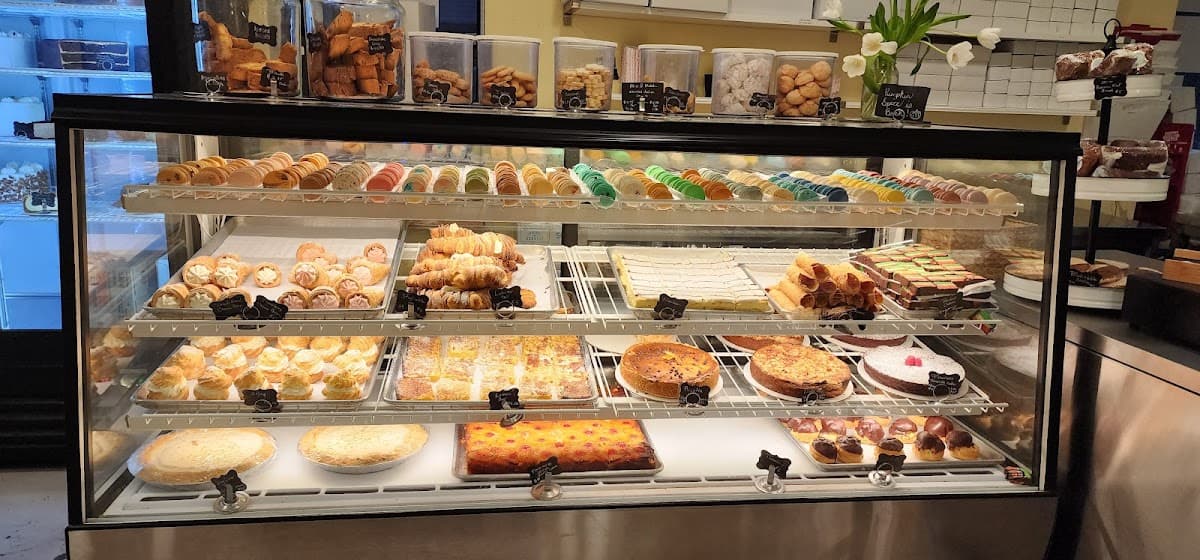 Wedding cake by Villani's Bakery