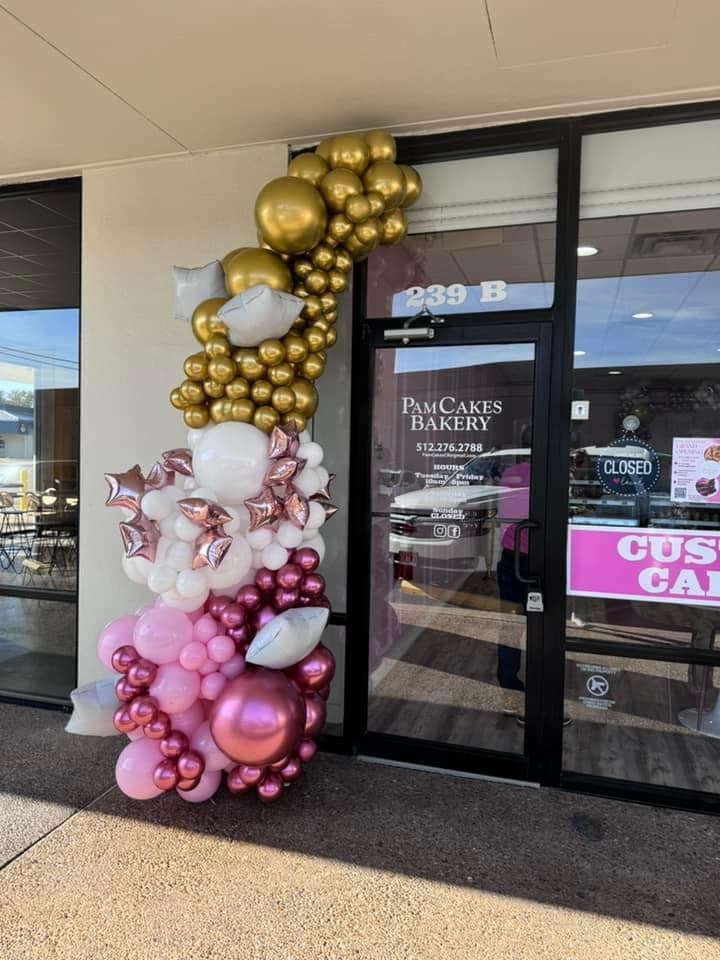 Wedding cake by PamCakes Bakery