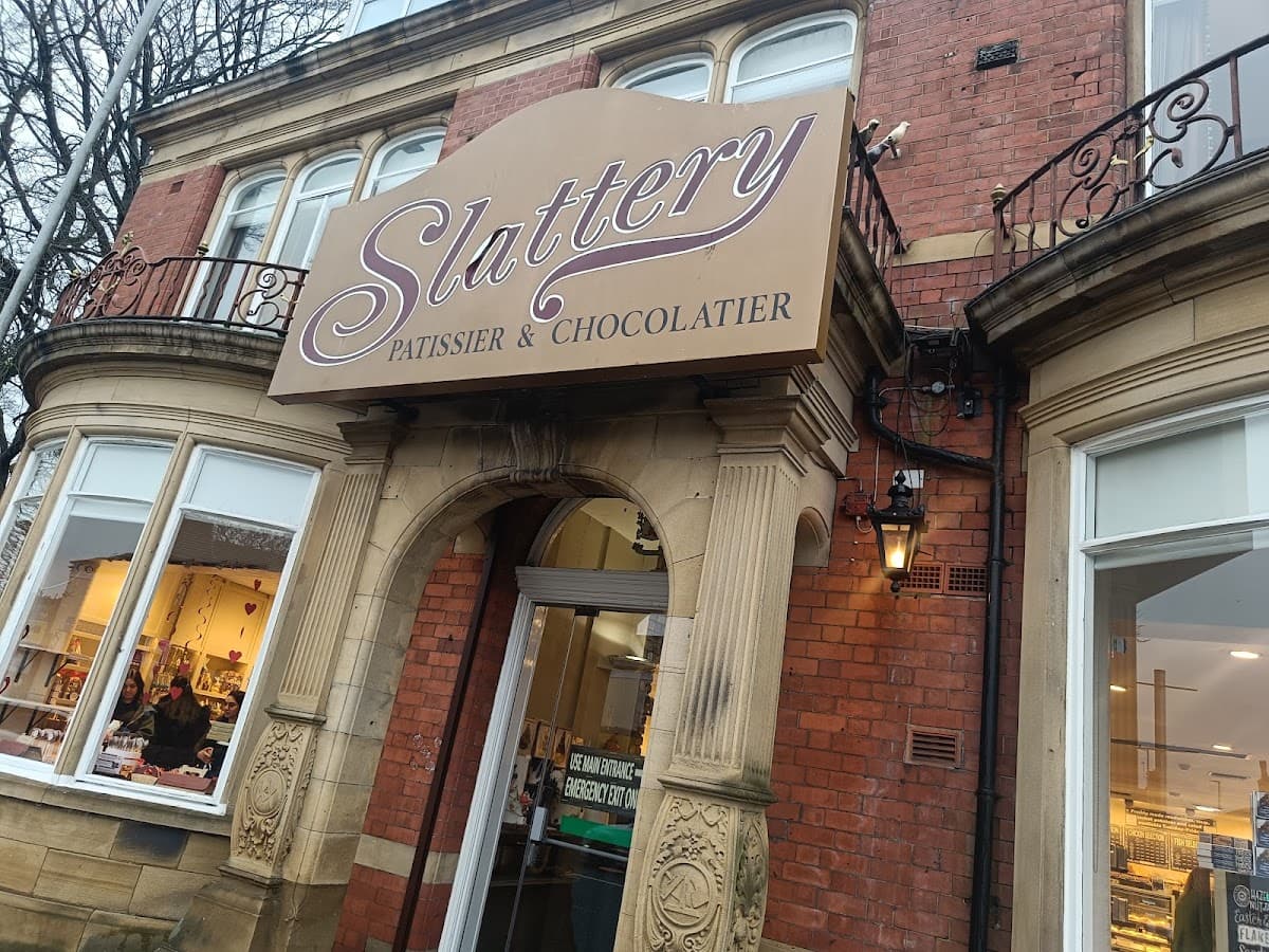 Wedding cake by Slattery