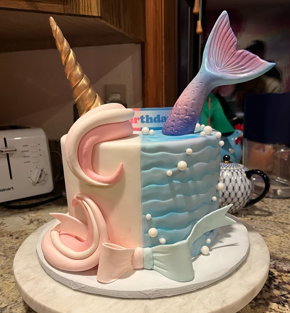 Wedding cake by Mike's Amazing Cakes in Seattle, WA