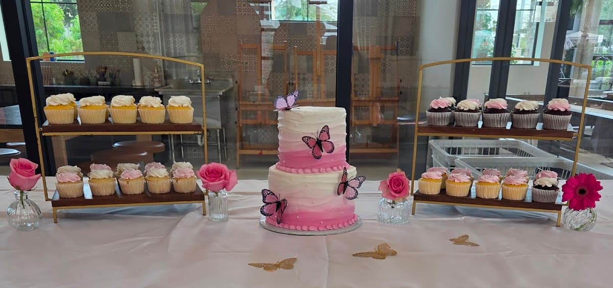 Wedding cake by CC's Sweet Sensations, Birthday, Wedding Cakes Bakery