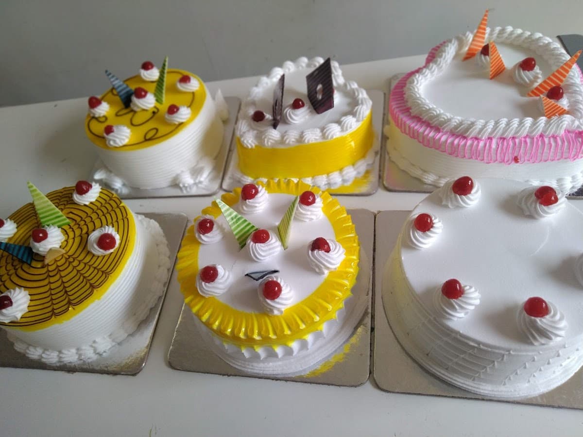 Wedding cake by Cakery a cake for happiness