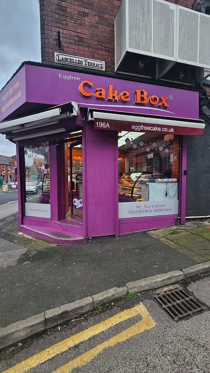 Wedding cake by Cake Box Leeds Hyde Park