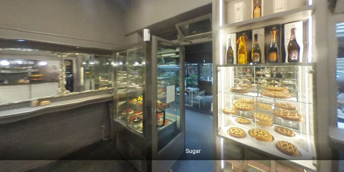 Wedding cake by Sugar