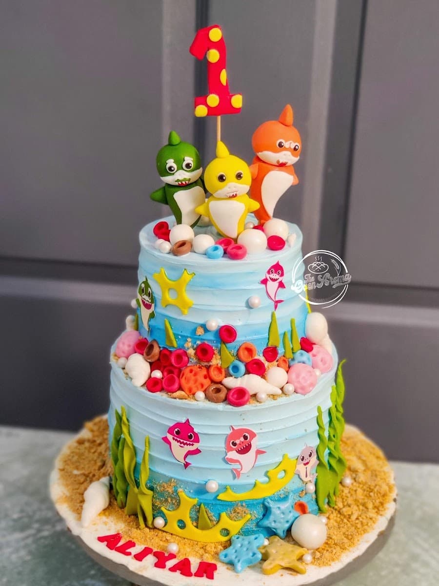 Wedding cake by The Oven Aroma