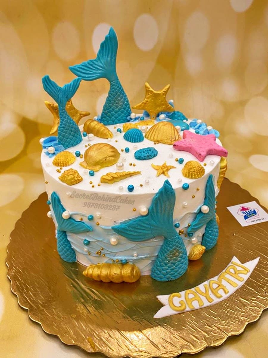 Wedding cake by Secret Behind Cakes