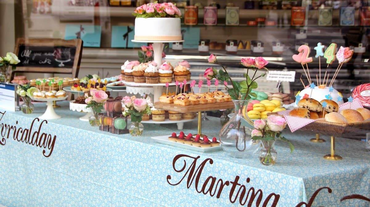 Wedding cake by Pastelerías Martina de Zuricalday Bilbao