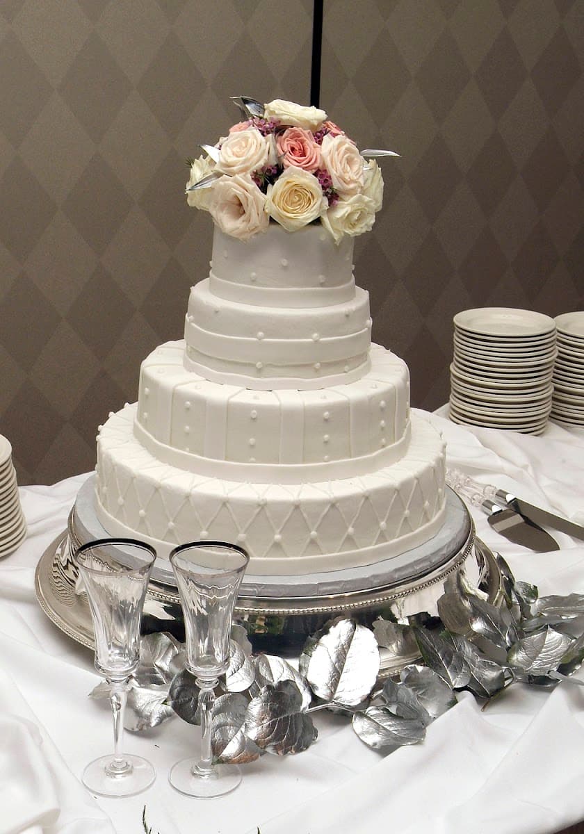 Wedding cake by Nellie Custom Cakes