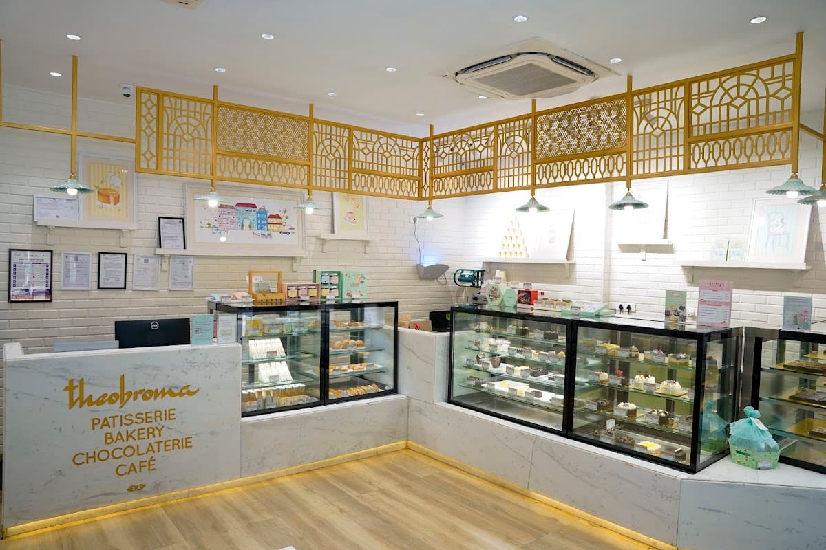 Wedding cake by Theobroma Bakery and Cake Shop - New Nallakunta, Hyderabad