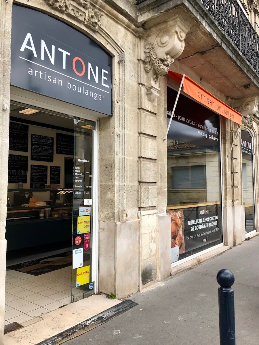 Wedding cake by ANTONE Artisan Boulanger